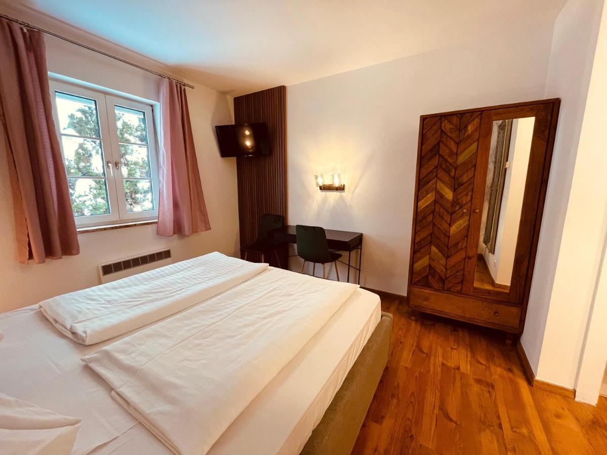 Gaestehaus Am Stadtpark Vöcklabruck Εξωτερικό φωτογραφία